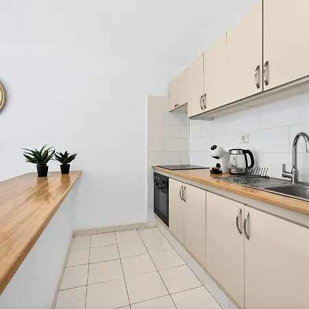 Ocean Breeze Tenerife Apartment