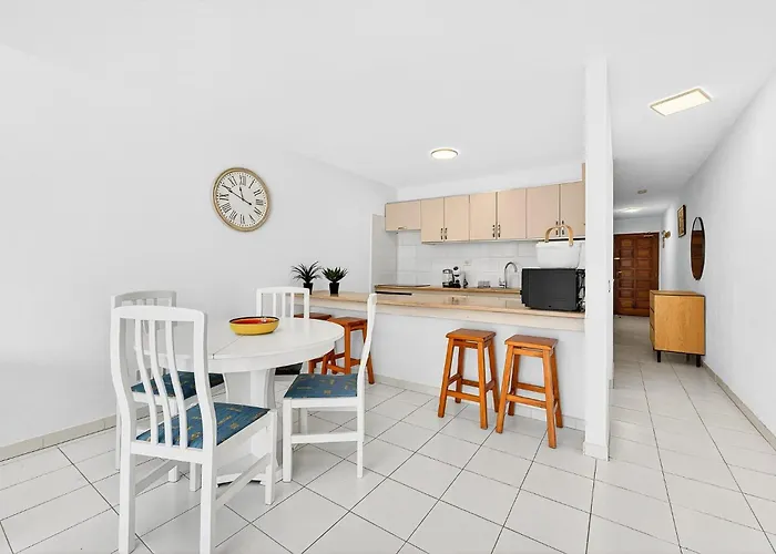 Ocean Breeze Tenerife * Costa Del Silencio